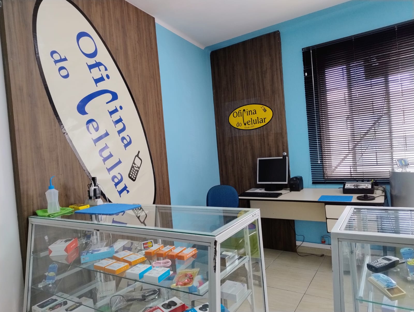 aOficina do Celular Curitiba: Sua Assistência Técnica de Confiança no Novo Mundo desde 2004